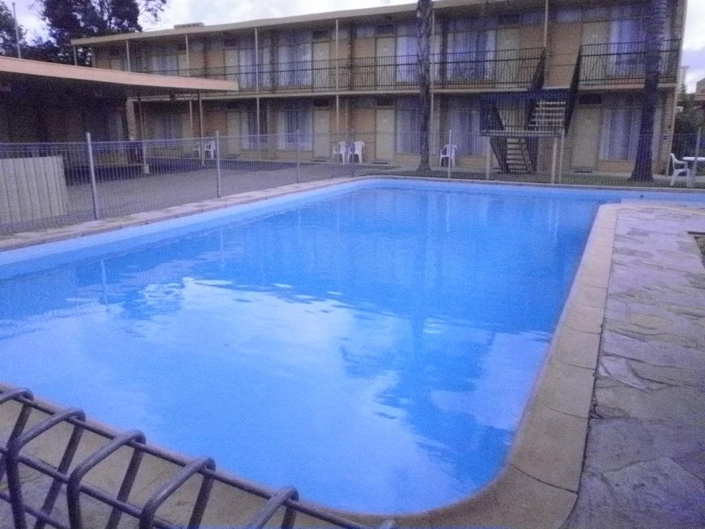 Karama Motor Inn Mildura Ngoại thất bức ảnh
